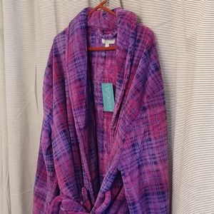 Alexander del Rosa NWT Robe